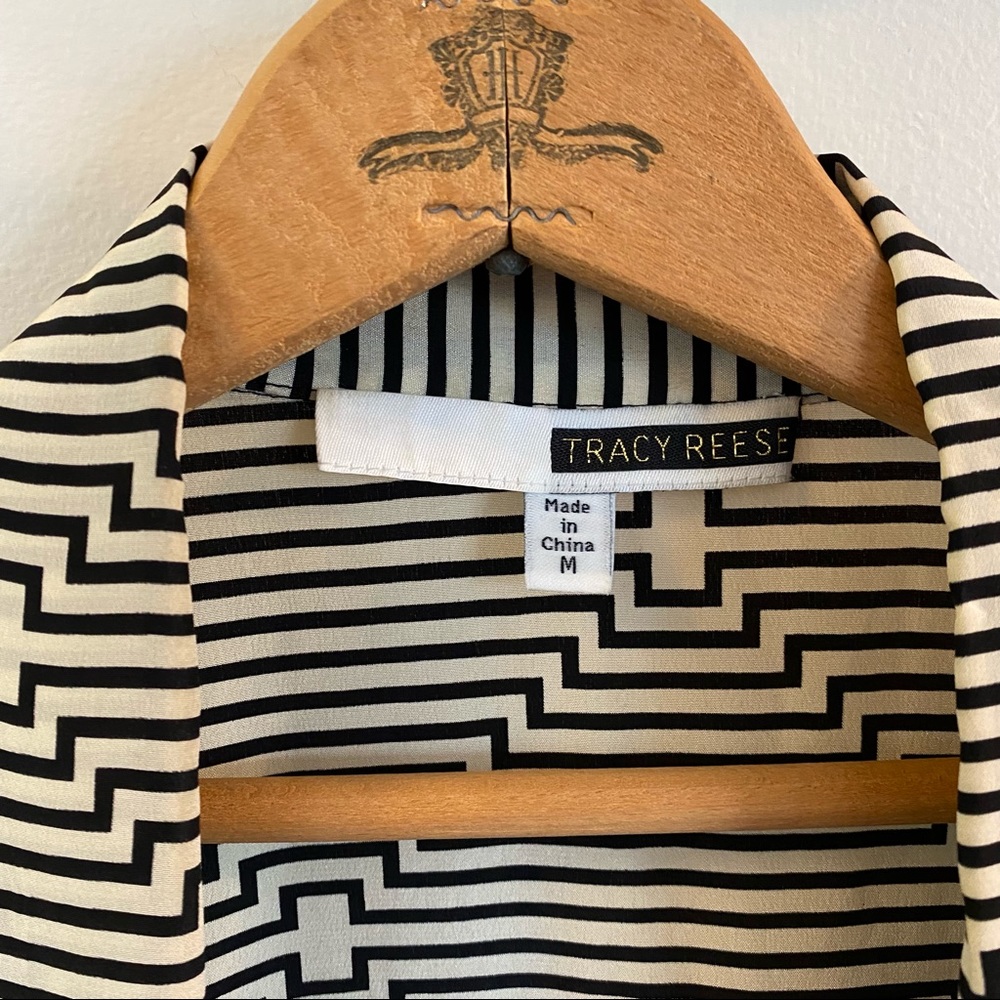 Tracy Reese Silk Tie Neck Flounced Diamond Top M - Picture 4 of 11